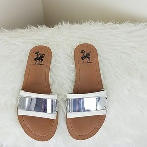 Sam Edelman flat sandals